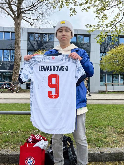 【前瞻】2025LPL春季赛WE vs EDG，团战与输出的极致交锋