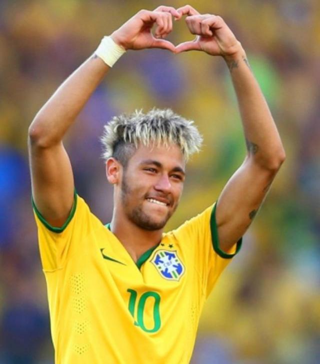 利物浦vs毕尔巴鄂竞技：麦卡利斯特领衔，努涅斯、琼斯出战